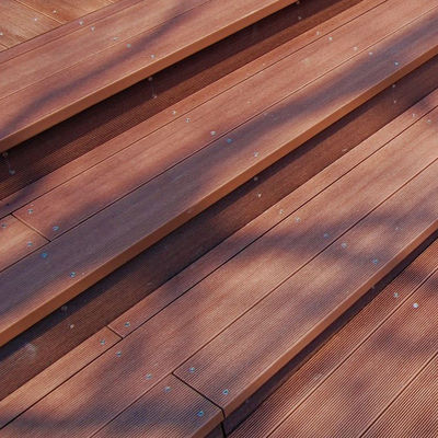 Bom preço. Deckings de piso de WPC exterior/interior Antideslizante e à prova de umidade de madeira plástica composta on-line