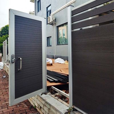 Bom preço. Painel de porta de WPC personalizado resistente a intempéries Folha de WPC para portão ISO on-line