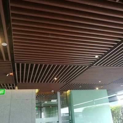 Bom preço. Painel de teto residencial de PVC WPC Isolamento acústico Resistente a intempéries on-line
